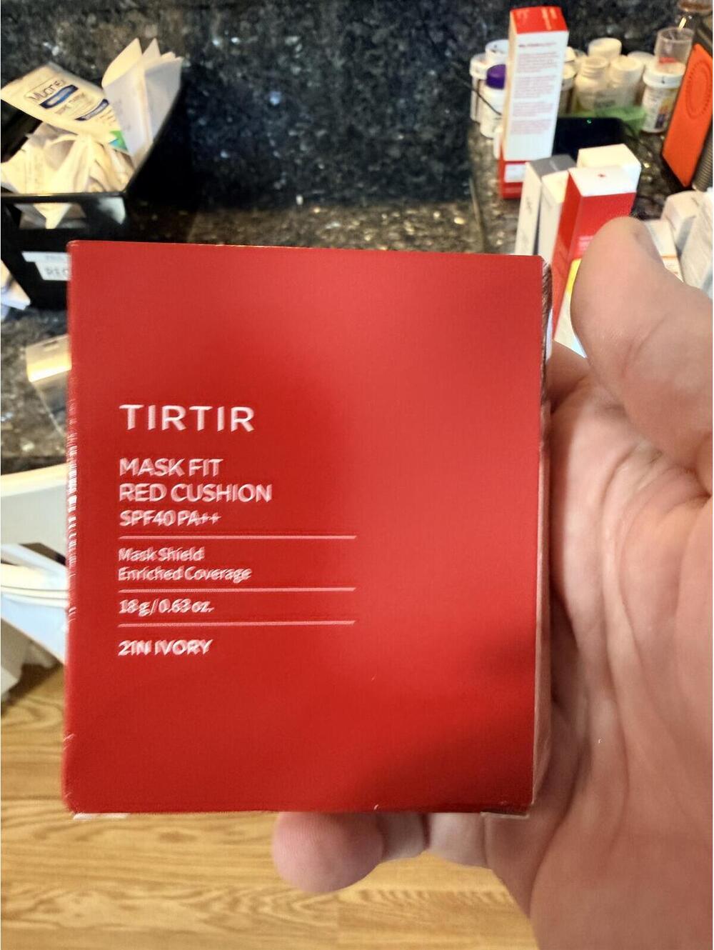 TIRTIR Mask Fit Red Cushion Foundation SPF40 PA++ 21N Ivory 18g